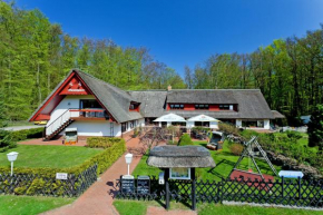 Restaurant & Hotel Baumhaus Hagen, Sassnitz